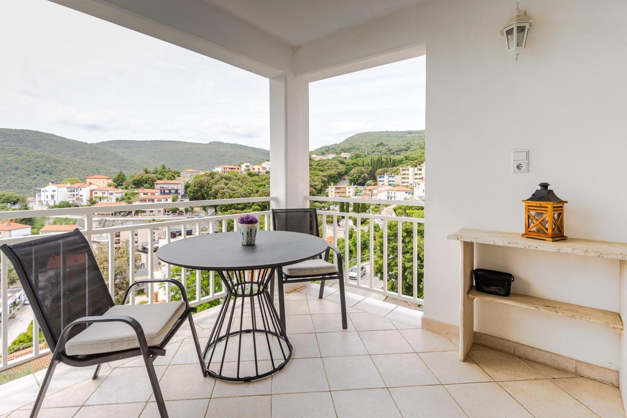 Apartments Sea View Rabac Pokoj fotografie